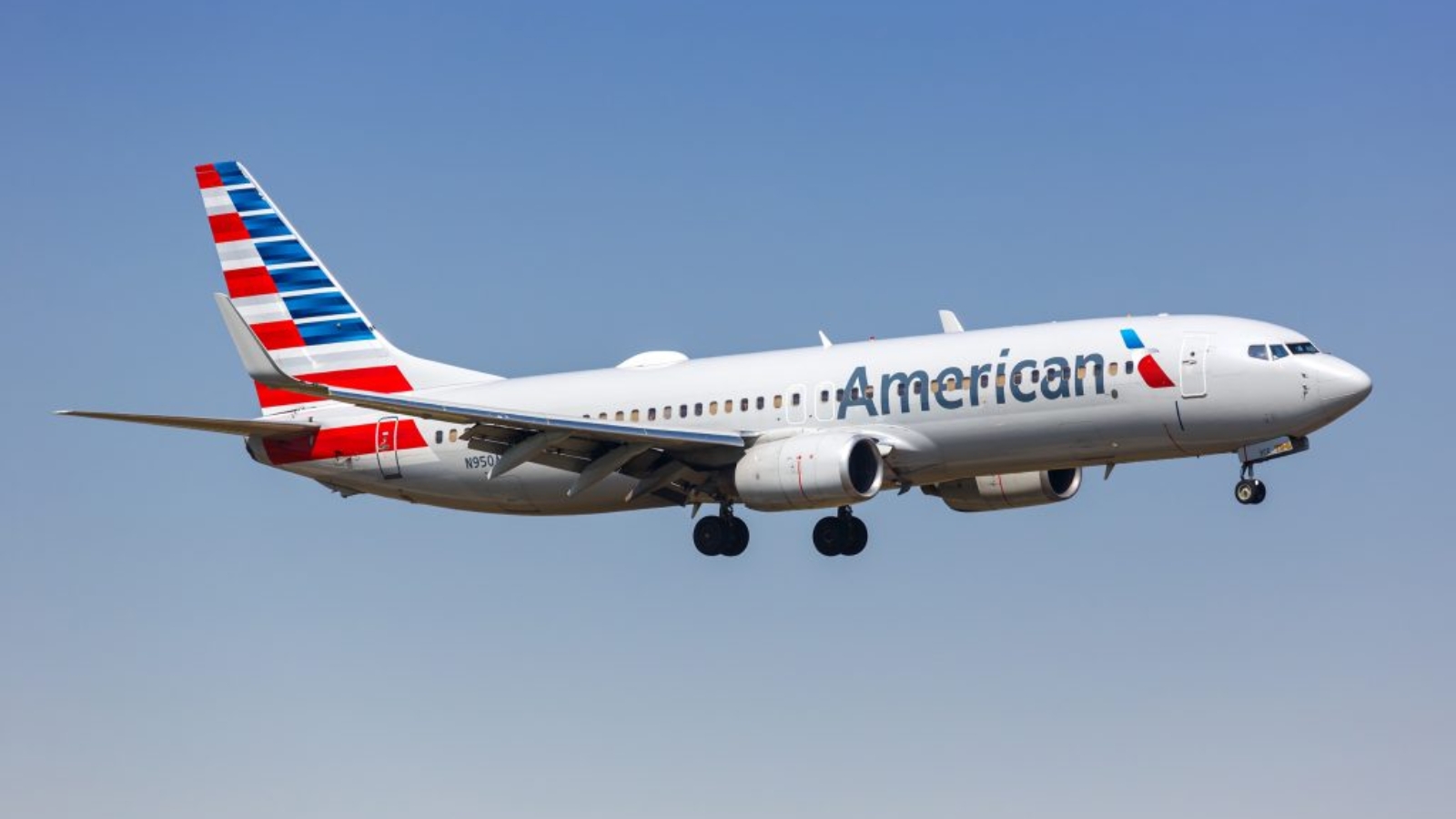 boeing_737_800-1024x683