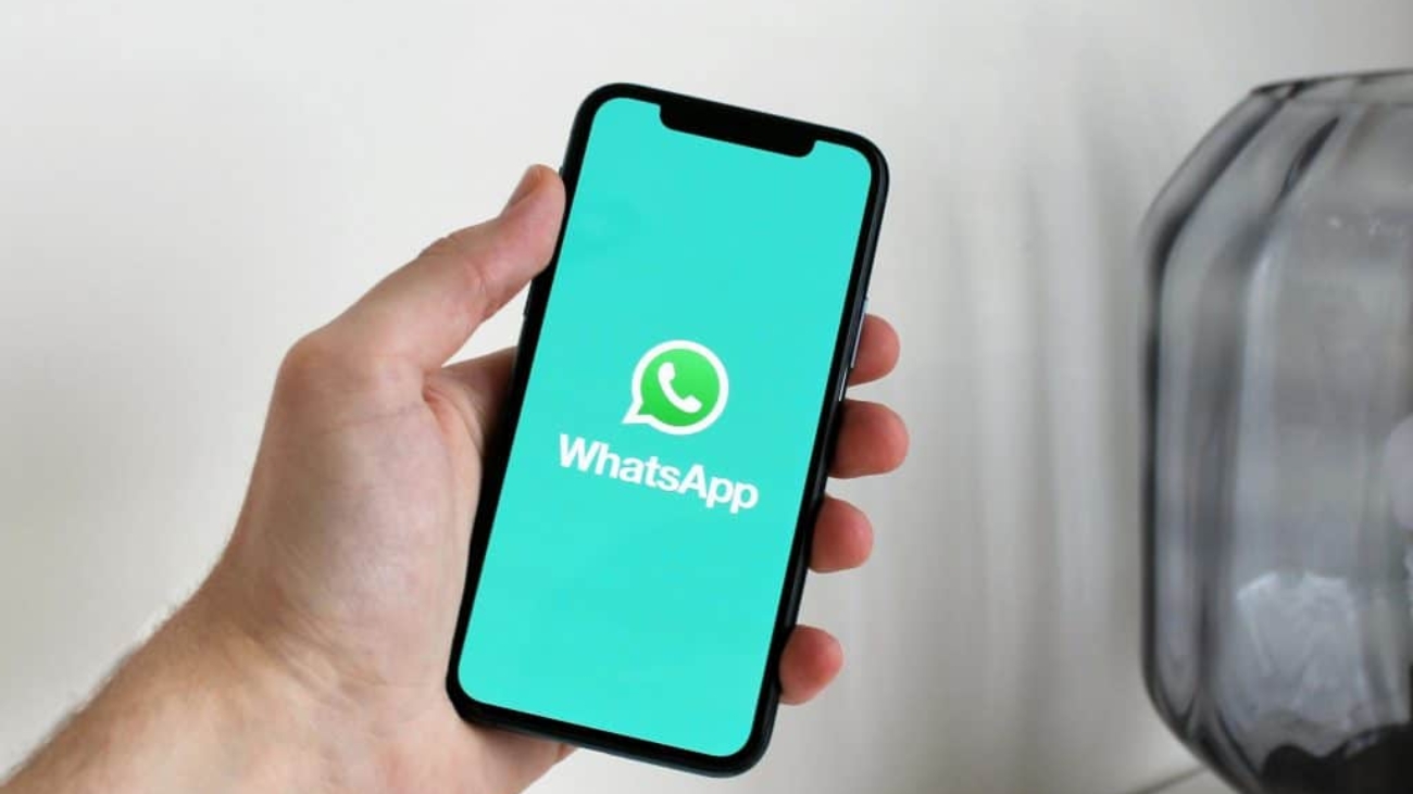 WhatsApp-via-Anton-Pexels-1024x683