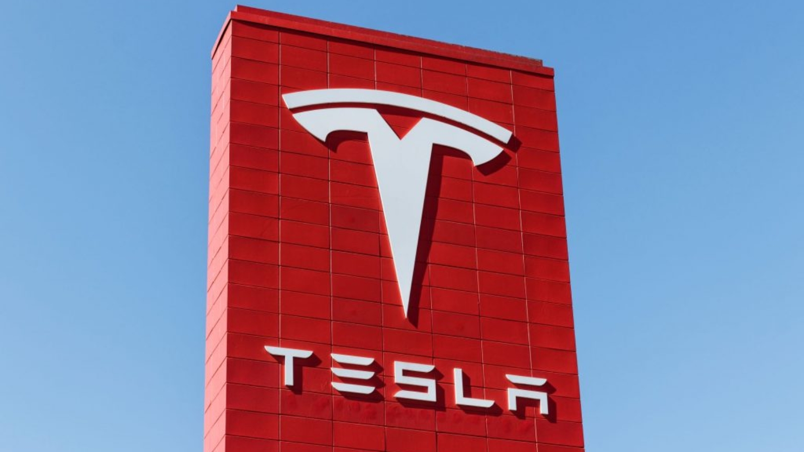 tesla-1024x682
