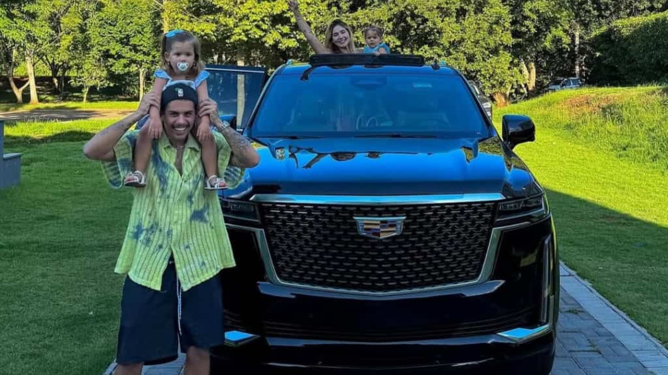 Cadillac-Escalade-1024x1022