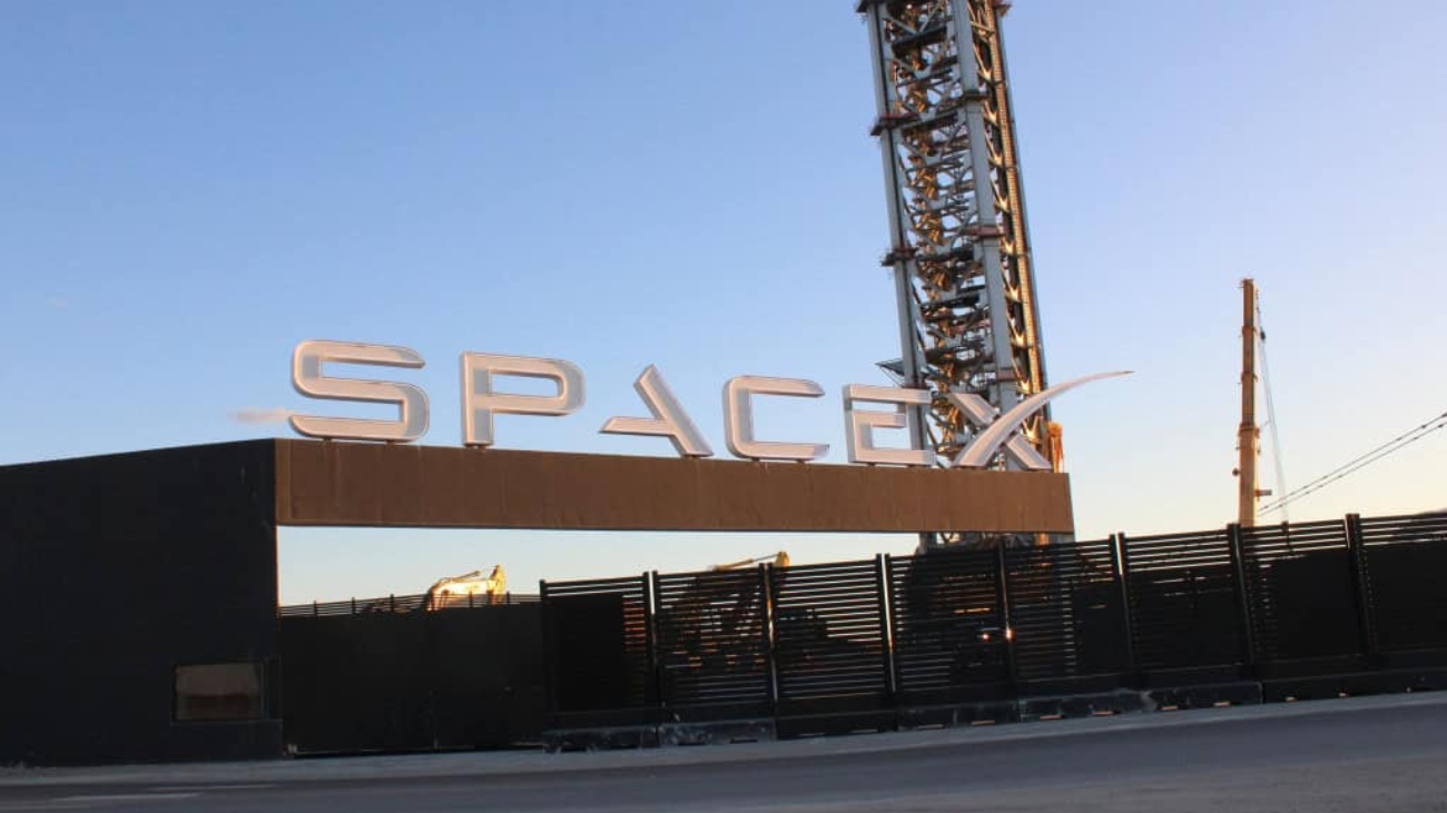 spacex_fachada-1024x675