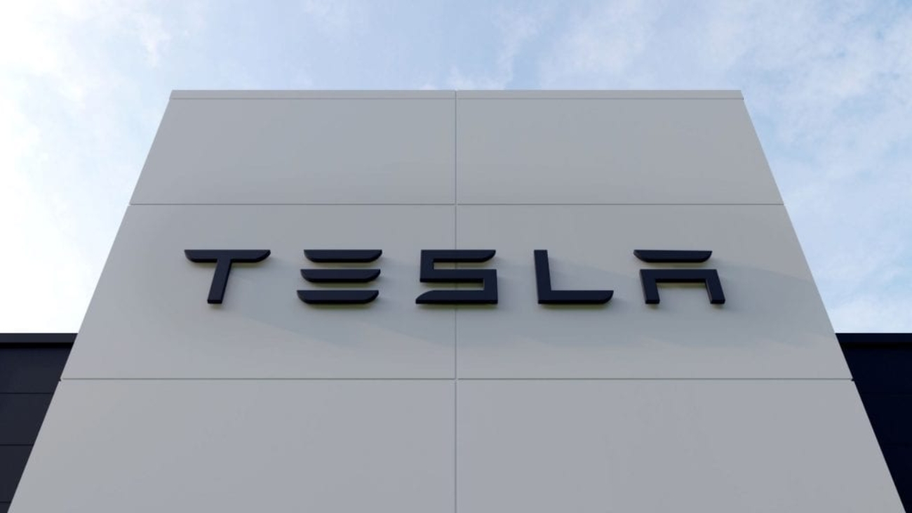 tesla-1024x640