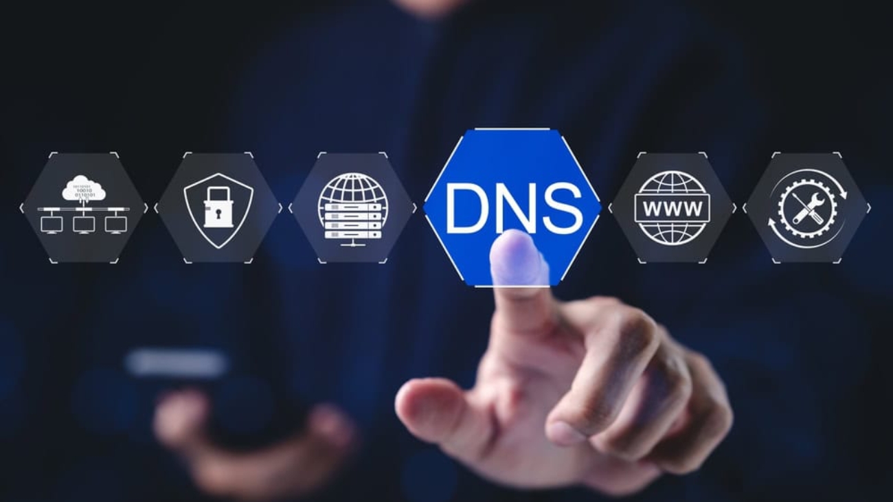 DNS