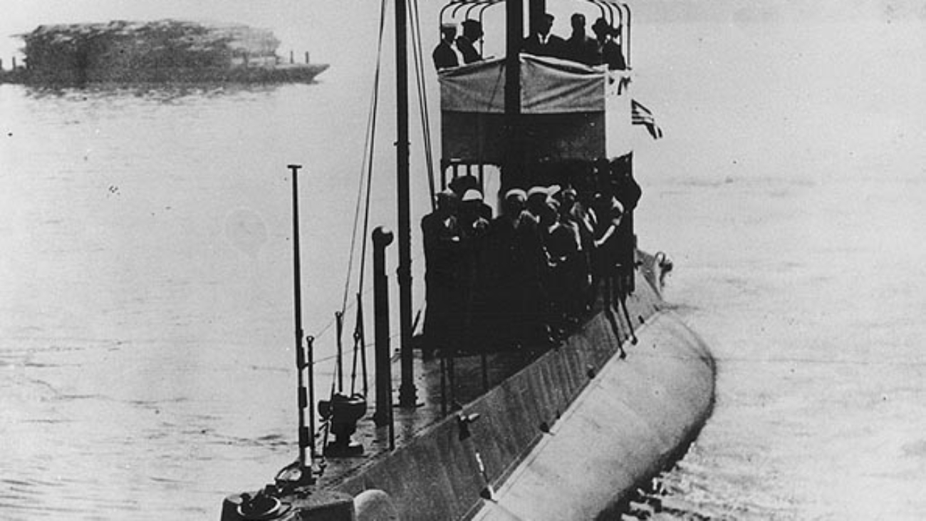 USS_F-1_1912