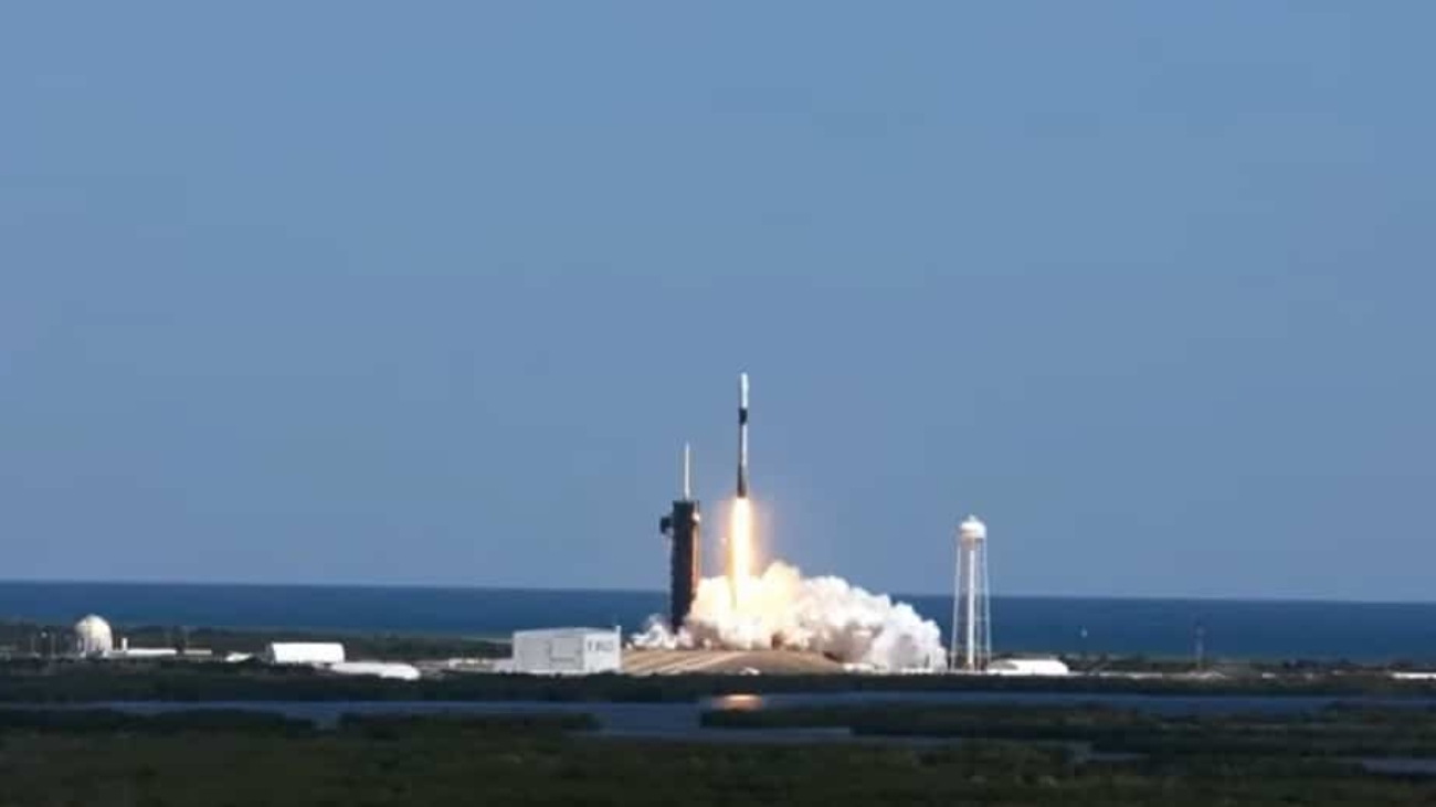 lancamento-ax-1