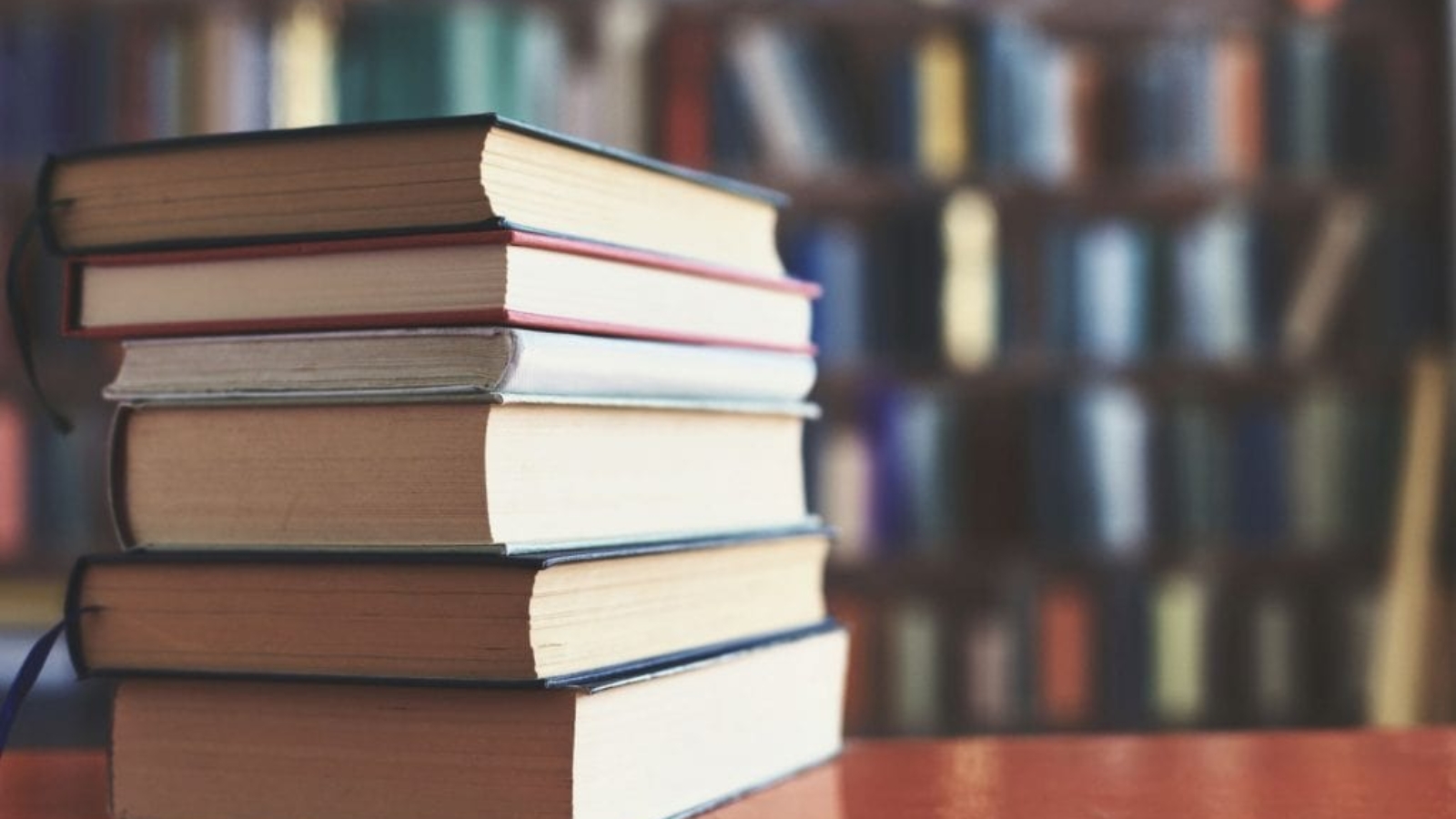 livros-1024x682